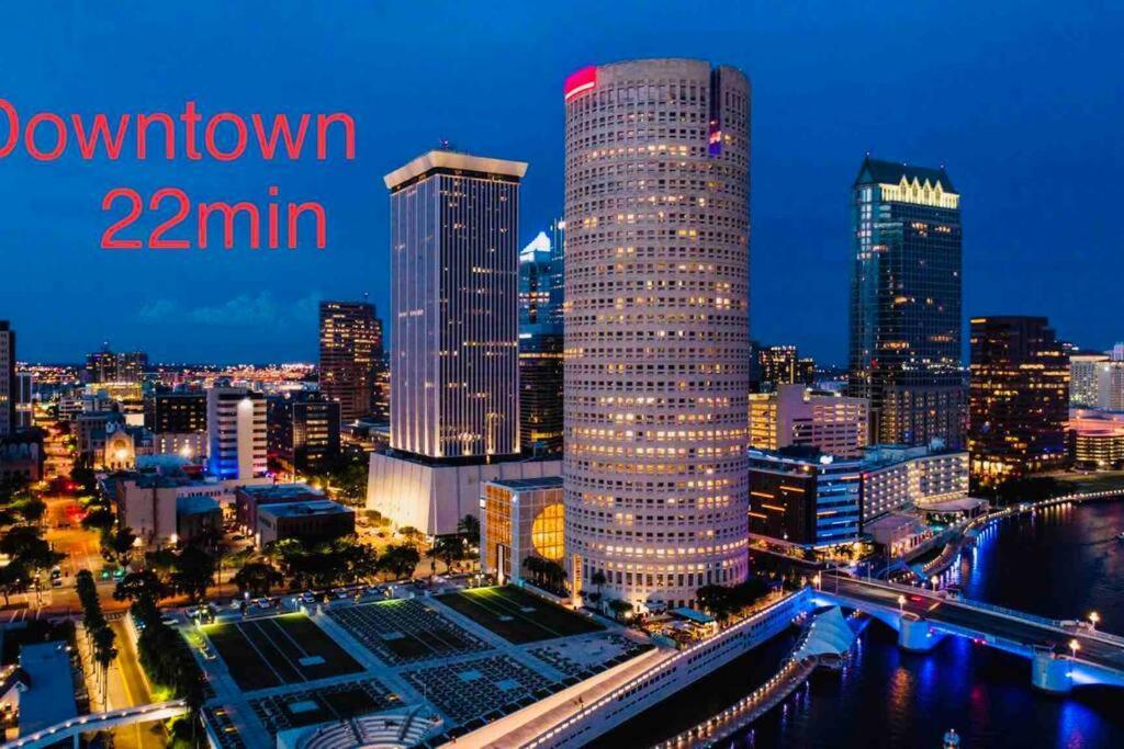 Grey Novo Studio + Free-Parking&Wifi Tampa Extérieur photo