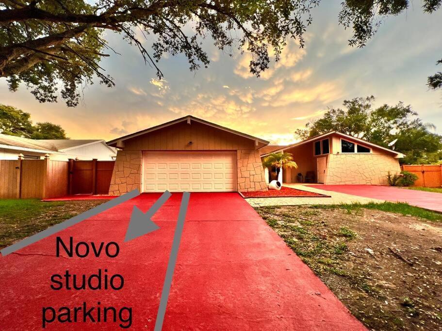 Grey Novo Studio + Free-Parking&Wifi Tampa Extérieur photo